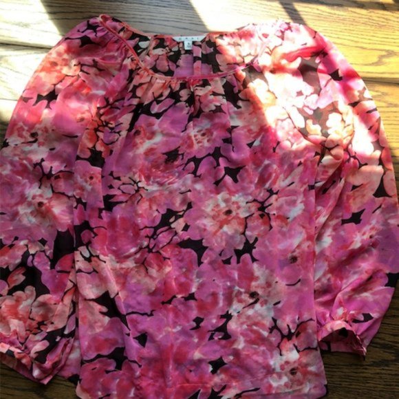 CAbi Blossom Blouse Top - Picture 7 of 9